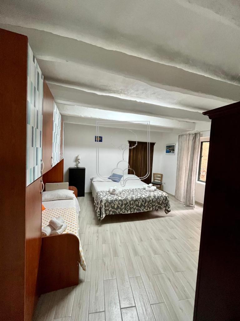 Il Marchese Del Grillo Apartment Tropea Ruang foto
