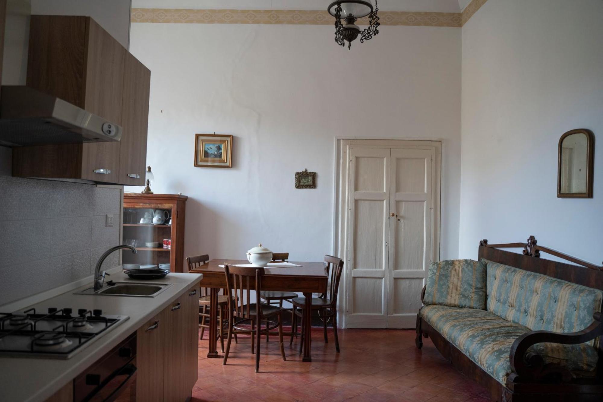 Il Marchese Del Grillo Apartment Tropea Ruang foto